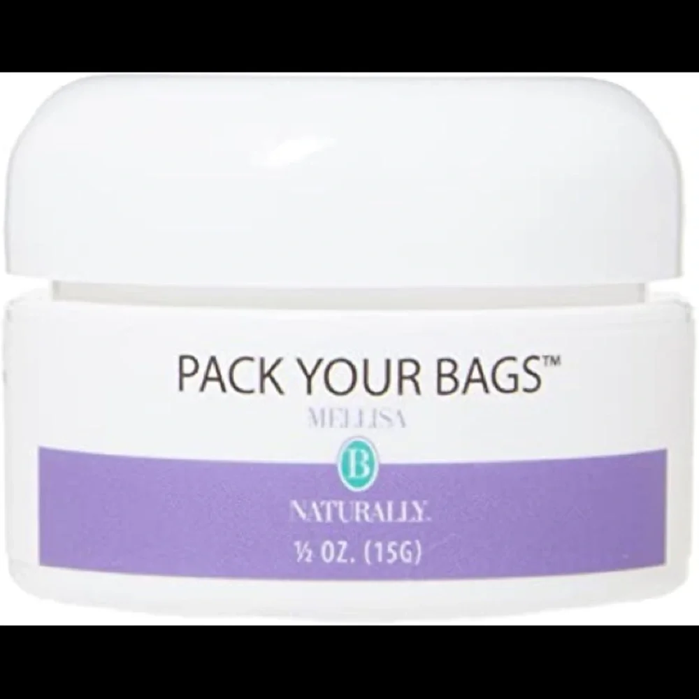 Melissa B Naturally Pack Your Bags with Caffeine & Hyaluronic Acid